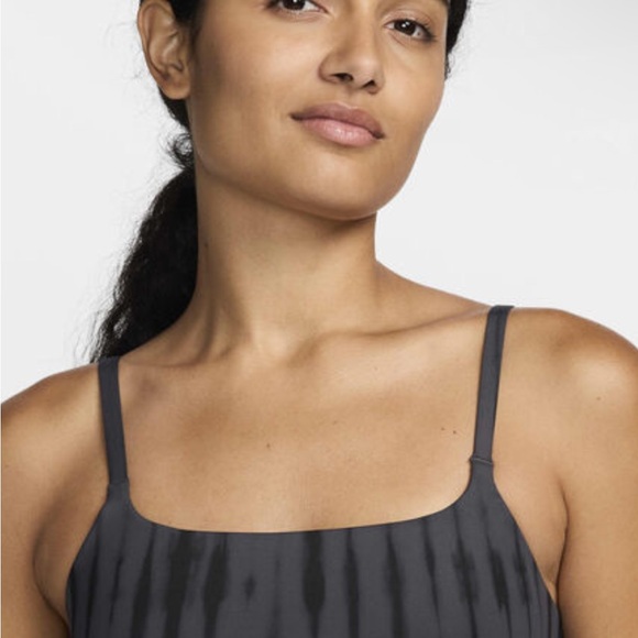 Nike Dri- Fit Convertible Light-Support Sports Bra - Picture 2 of 4